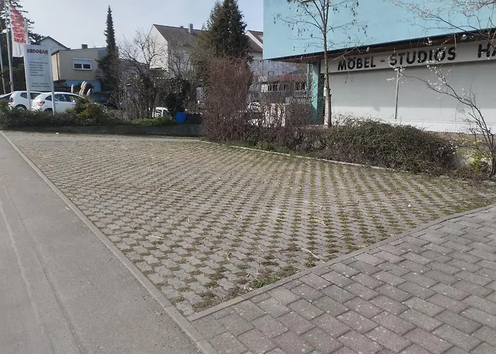 Enjoyhotel Garni Korntal Stuttgart B&B Parkplatz Sprinter Penny