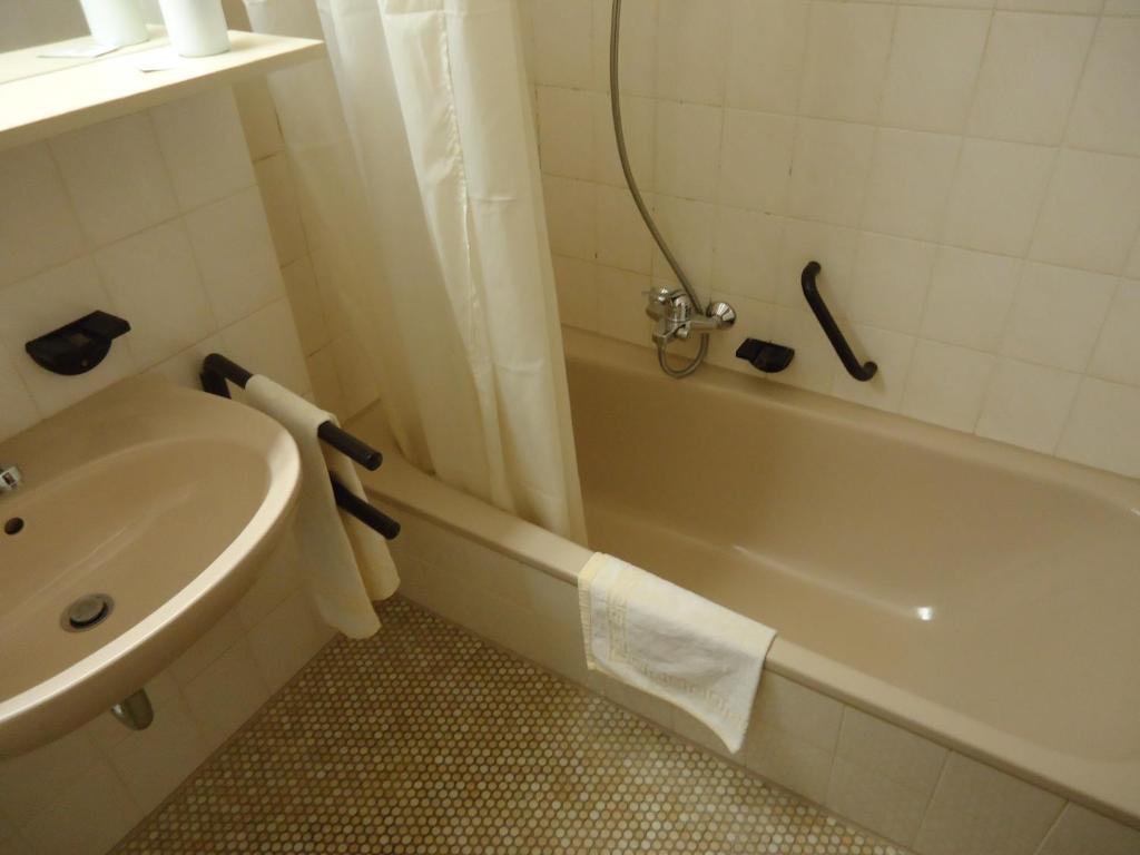 Enjoyhotel Garni Stuttgart Parkplatz Sprinter Penny 2* Korntal-Münchingen