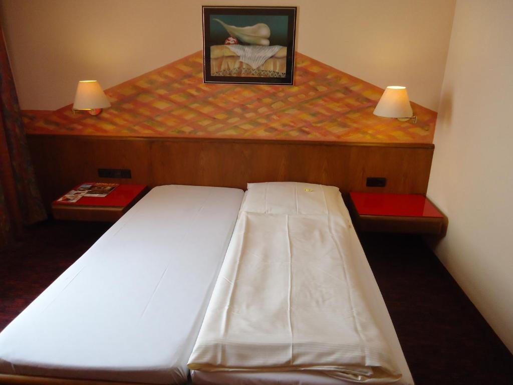 Enjoyhotel Garni Stuttgart Parkplatz Sprinter Penny Hotel