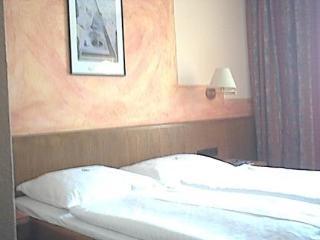 Enjoyhotel Garni Stuttgart Parkplatz Sprinter Hotel 2*